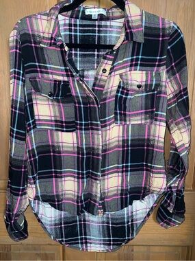 Roommates Black Pink and Cream Plaid Button-Down Shirt
